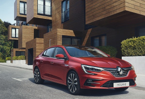  Renault Megane Sedan  -   